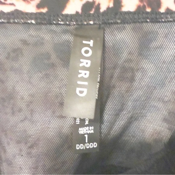 Torrid Plus Size 1X DD/DDD Swim Dress‎ Leopard Animal Print Bathing Suit